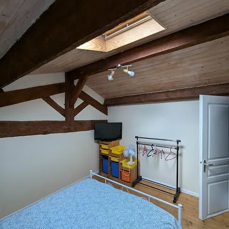Holiday home 8 Couchages Avec Piscine Et Lacs Sainte-Radegonde (Gironde)